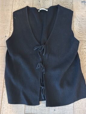 NWT Abercrombie medium sweater vest